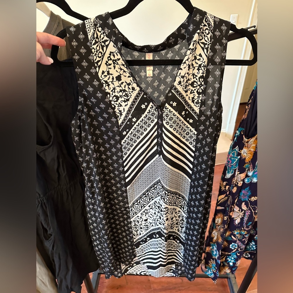 Target brand casual thin material.